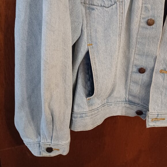 Faded Glory XXL denim jacket with extra pockets, stained - Picture 5 of 9
